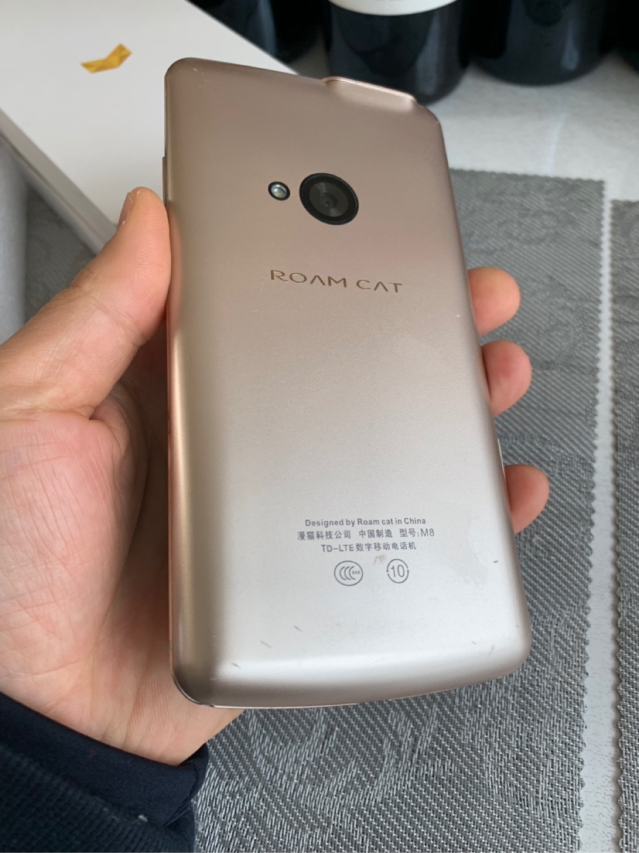 product-thumb