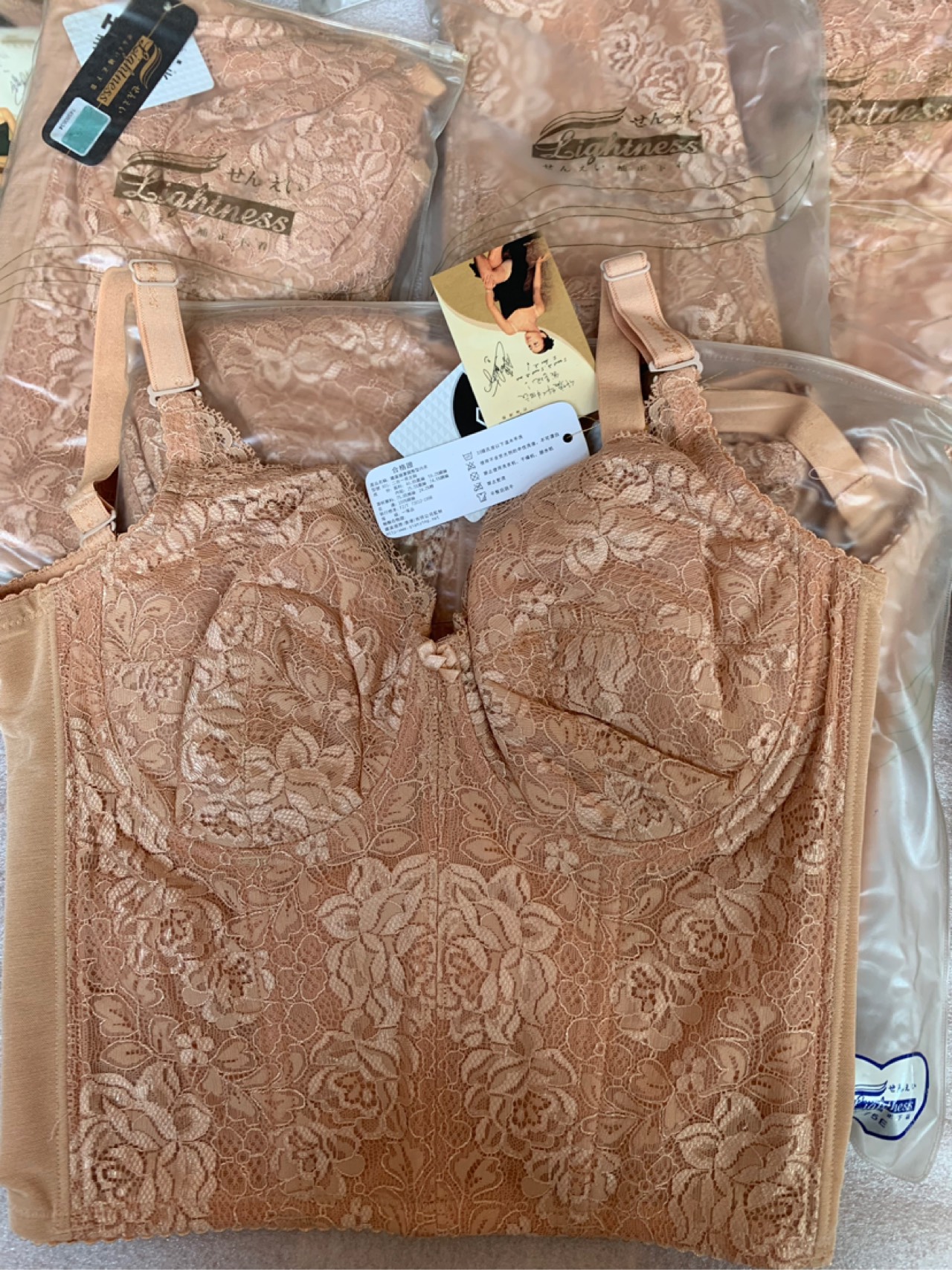 product-thumb