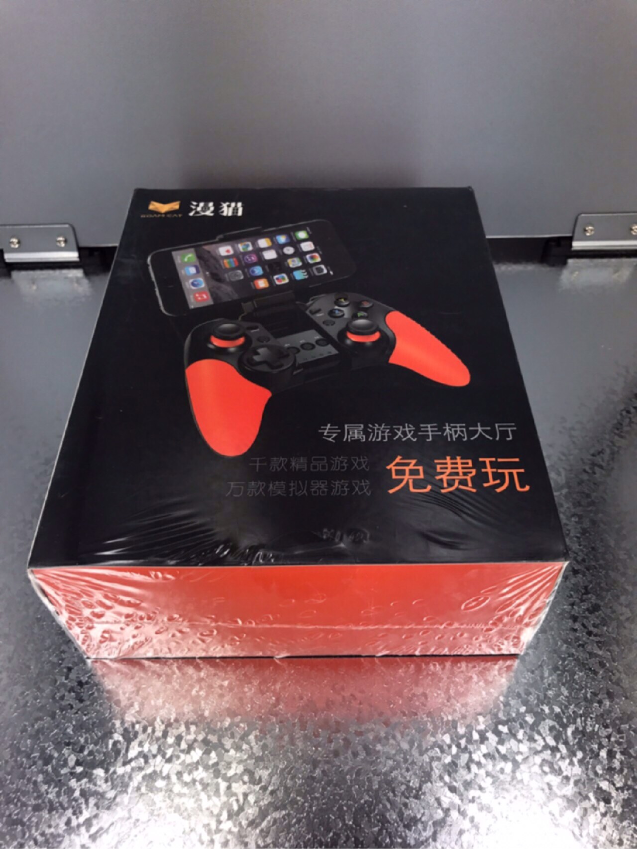 product-thumb