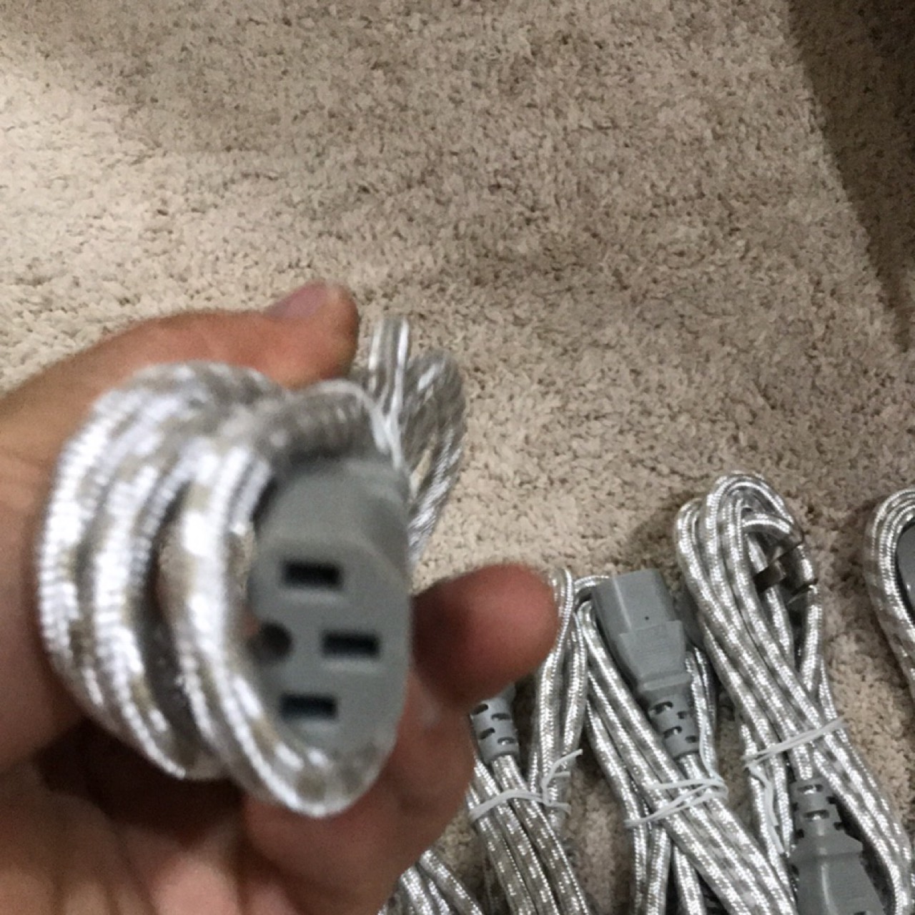 product-thumb