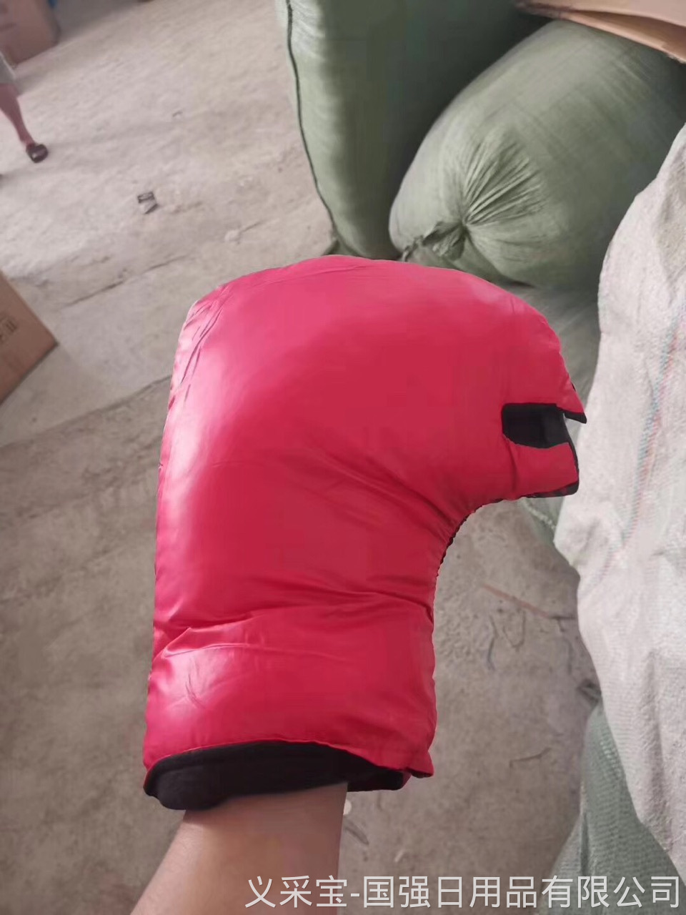 product-thumb