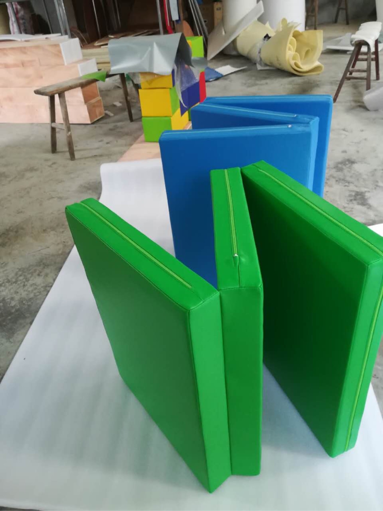 product-thumb