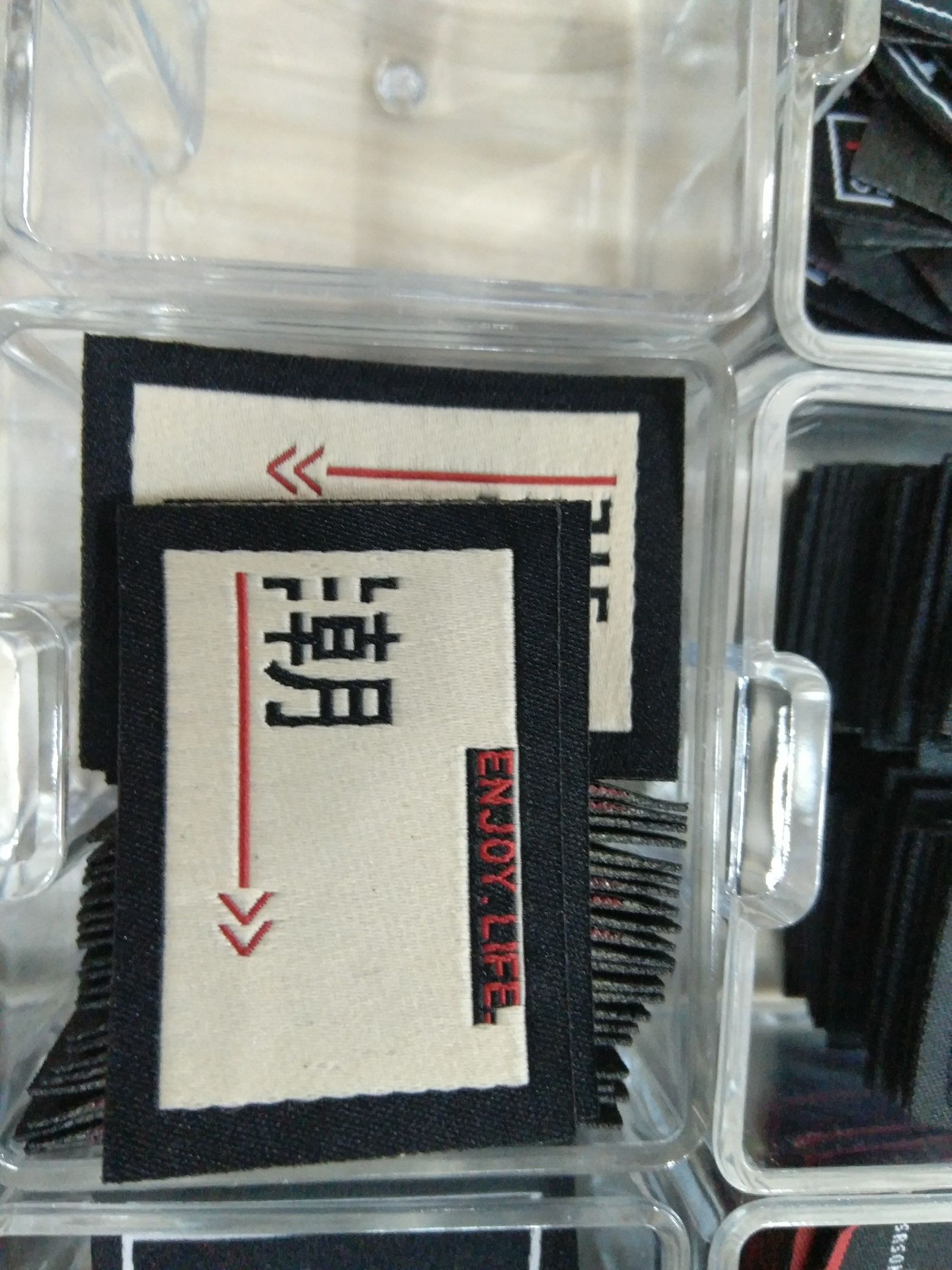 product-thumb