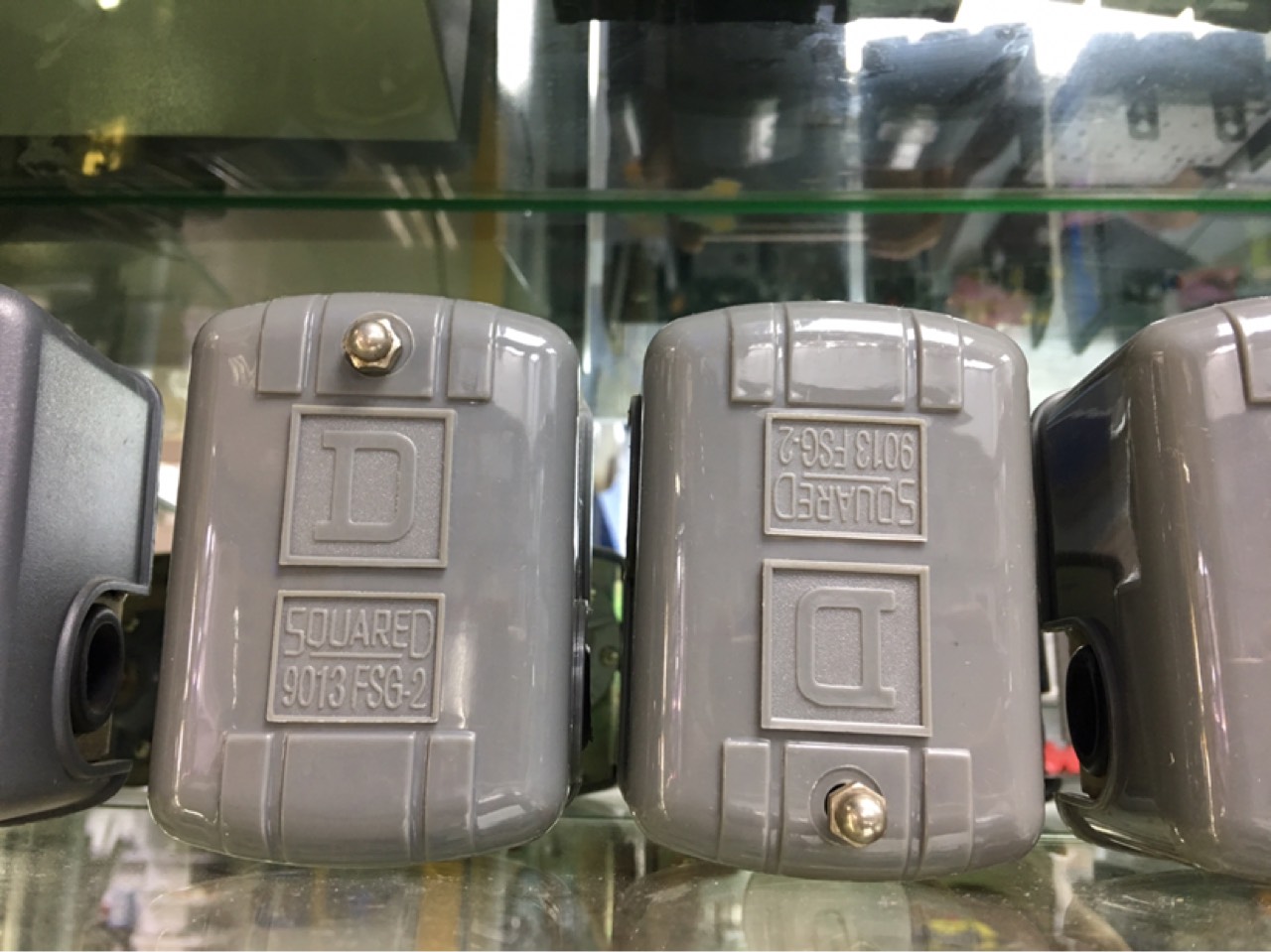 product-thumb