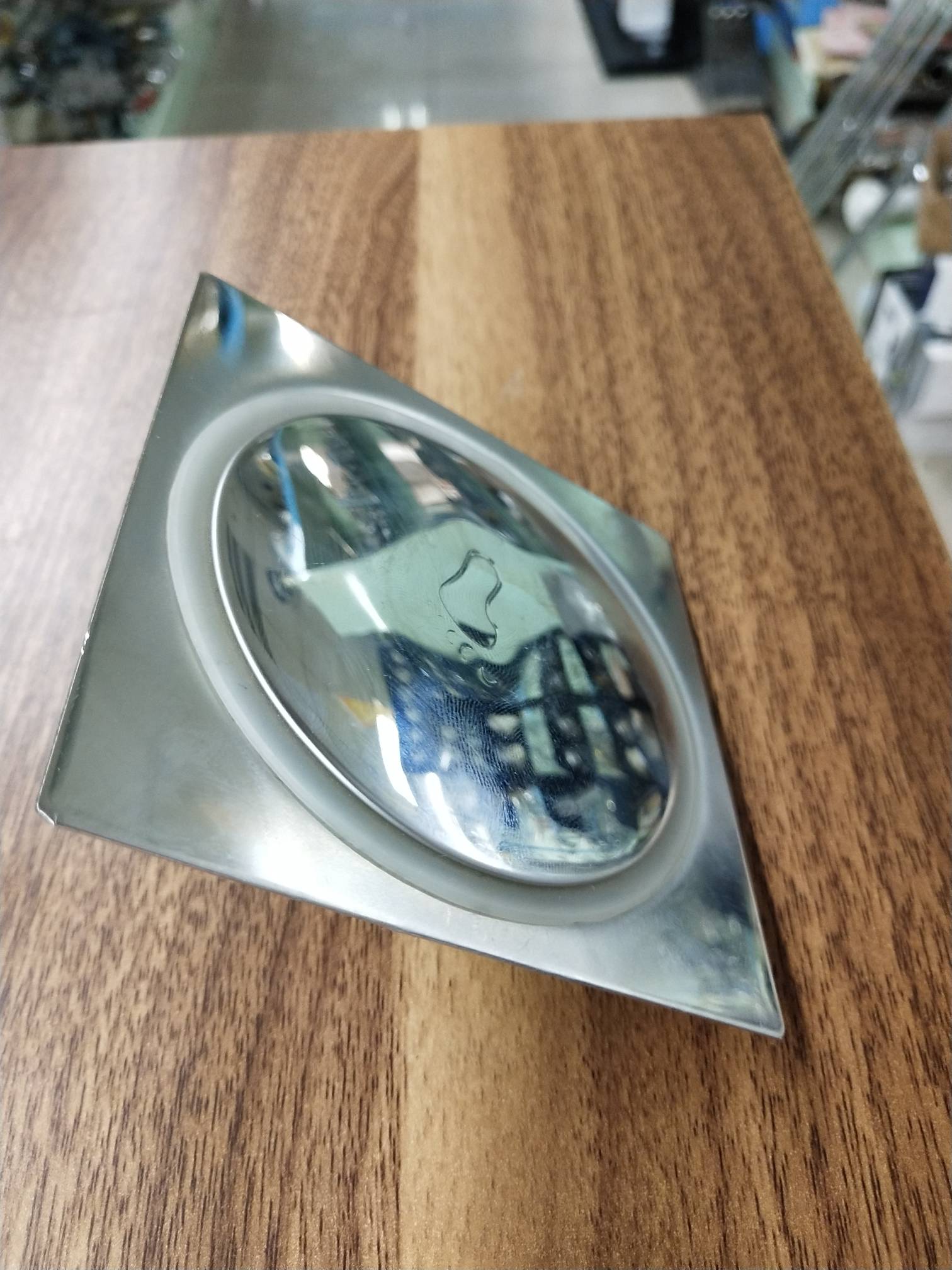 product-thumb