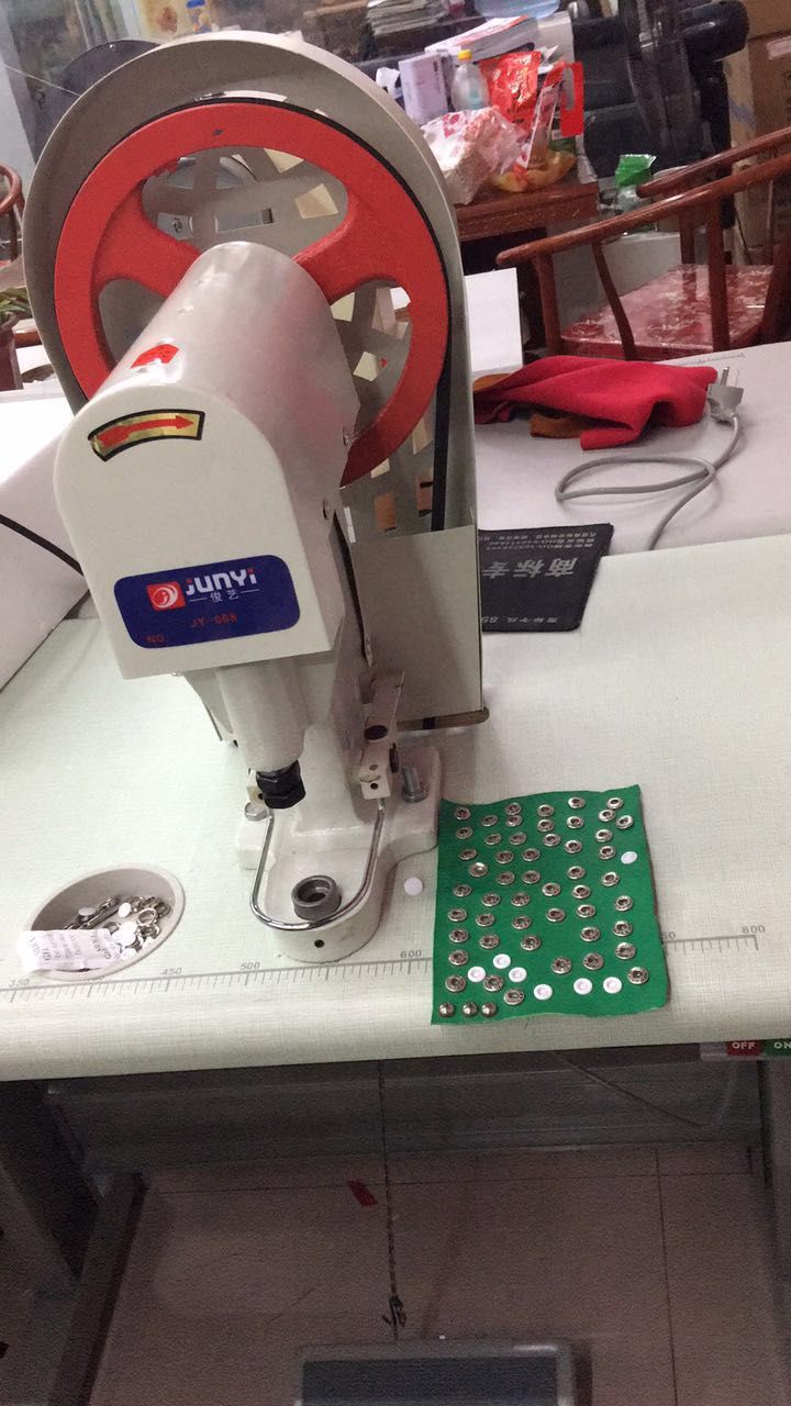 product-thumb