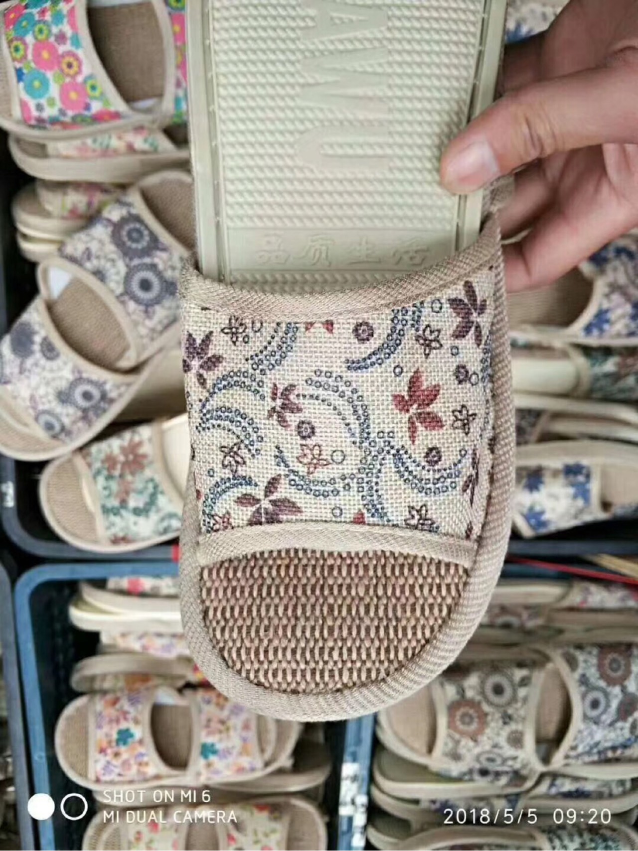 product-thumb