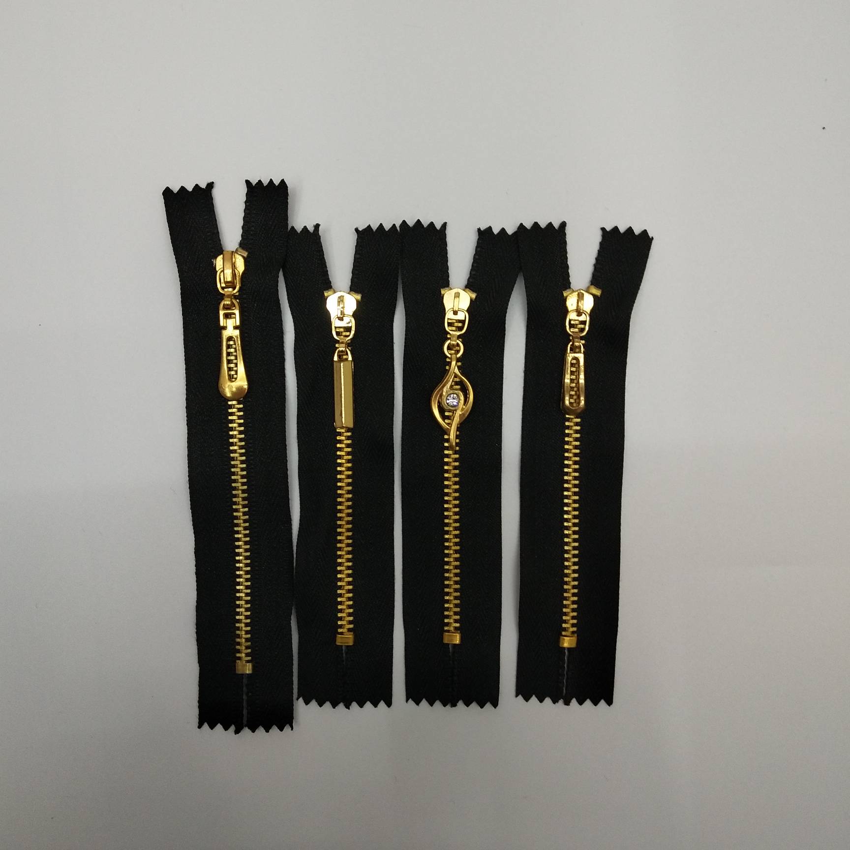 product-thumb