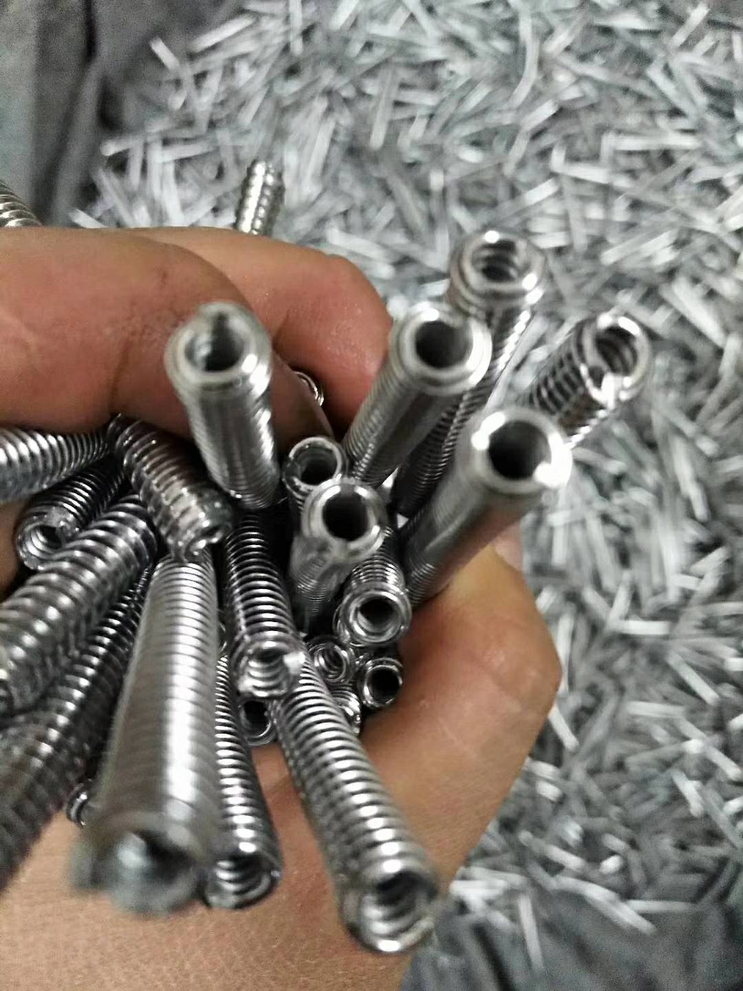 product-thumb