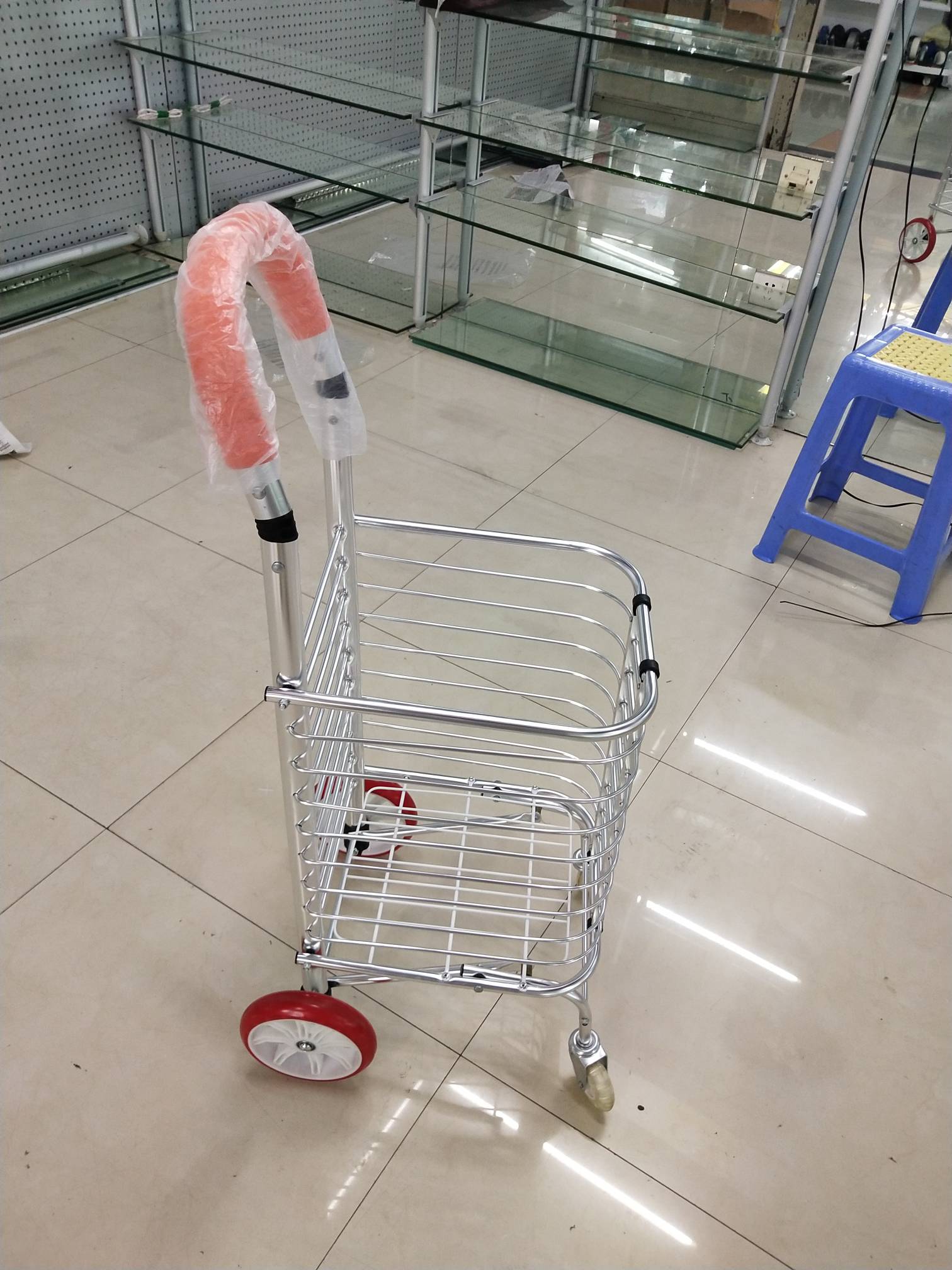 product-thumb