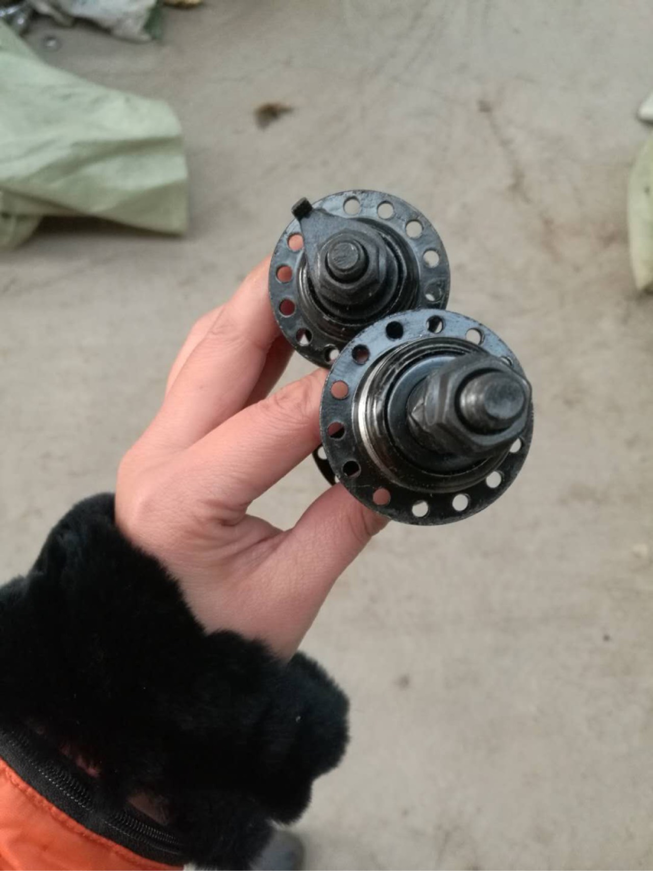 product-thumb